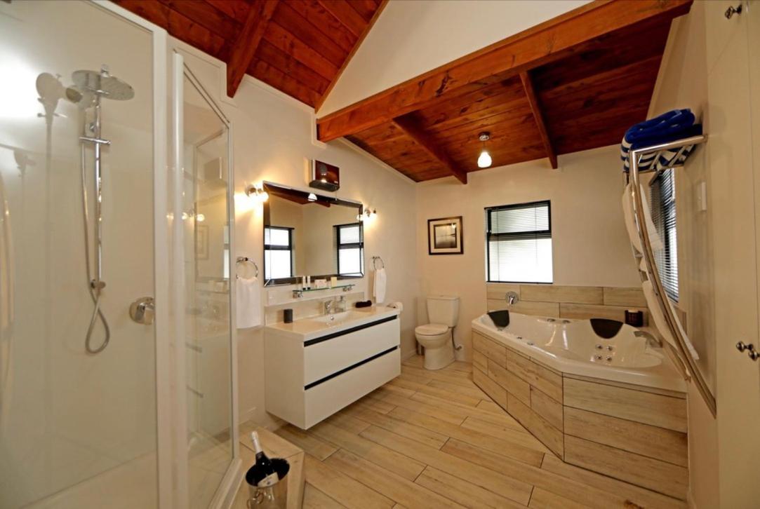Coromandel Central Cottage Luxury W Spa Eksteriør bilde